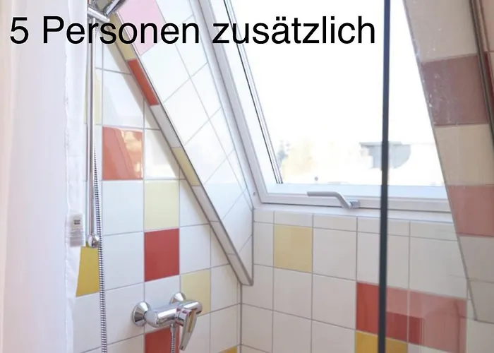 Tannen-apotheke Zwei Ab 5p Mit Drittem Schlafzimmer Und Extra Dusche Wc